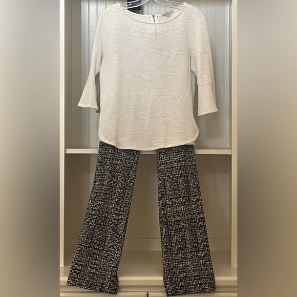 White, Quarter Length Bell Sleeves Blouse | L - Picture 7 of 7